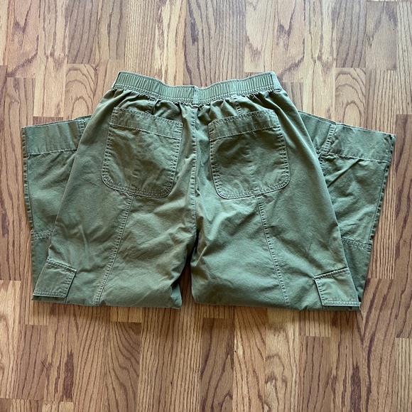 Free Assembly Women’s Cargo Pants - Picture 11 of 14